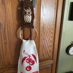 Vintage Handmade 70s Brown Macrame Owl Towel Holder